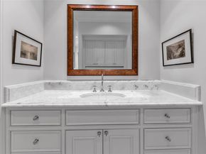 8511  Edgemere Road  201, Dallas Texas 75225