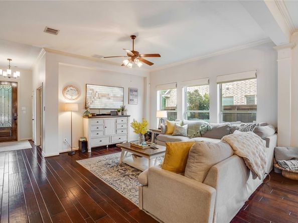 1050  Lone Ivory Trail , Arlington Texas 76005