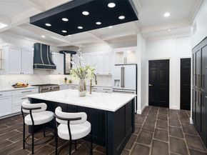 5919  Club Hill Place , Dallas Texas 75248