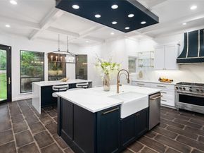 5919  Club Hill Place , Dallas Texas 75248