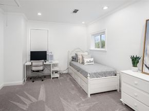 5919  Club Hill Place , Dallas Texas 75248