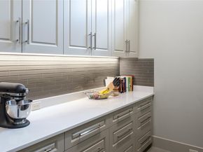 4611  Bobbitt Drive , Dallas Texas 75229