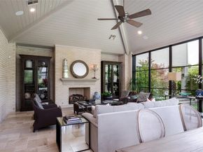 4611  Bobbitt Drive , Dallas Texas 75229