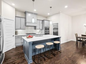 812  Isabel Street , Celina Texas 75009