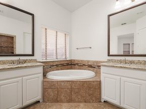 342  Park Hill Lane , Grapevine Texas 76051