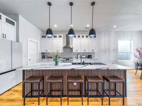 1704  McBroom Street , Dallas Texas 75212