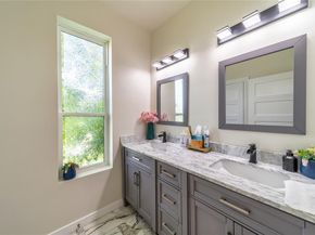 1704  McBroom Street , Dallas Texas 75212