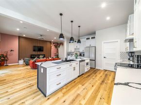 1704  McBroom Street , Dallas Texas 75212