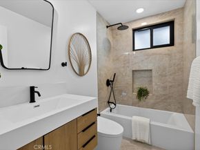 2040 Saint Louis, Signal Hill CA 90755