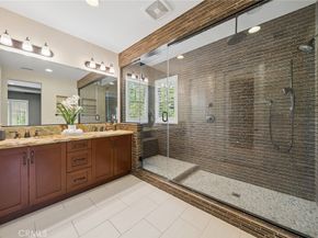10 Wild Rose, Lake Forest CA 92630