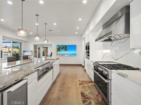 3701 Escapade, Huntington Beach CA 92649