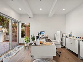 3701 Escapade, Huntington Beach CA 92649