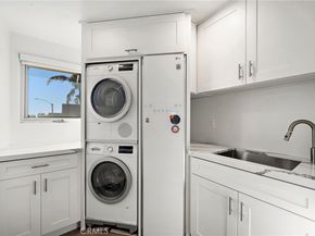 3701 Escapade, Huntington Beach CA 92649