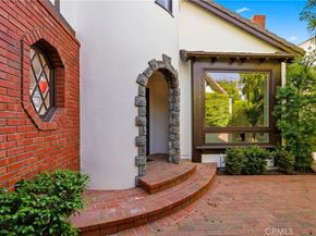 19545 Woodlands Dr, Huntington Beach CA 92648