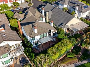 19545 Woodlands Dr, Huntington Beach CA 92648
