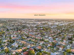 2809 S Diamond Street, Santa Ana CA 92704