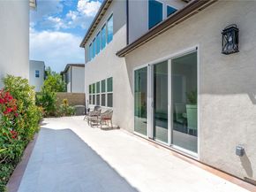 220 Amber Oak, Lake Forest CA 92630