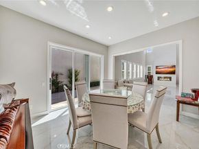 220 Amber Oak, Lake Forest CA 92630