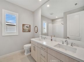 220 Amber Oak, Lake Forest CA 92630
