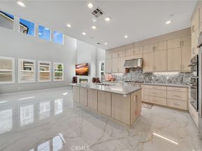 220 Amber Oak, Lake Forest CA 92630