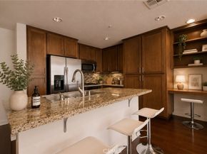 21301 Erwin Street 305, Woodland Hills CA 91367