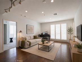 21301 Erwin Street 305, Woodland Hills CA 91367