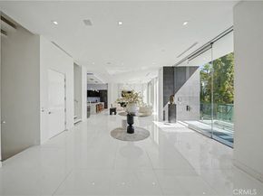 9459 Beverly Crest, Beverly Hills CA 90210