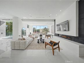 9459 Beverly Crest, Beverly Hills CA 90210