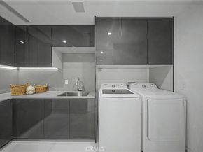 9459 Beverly Crest, Beverly Hills CA 90210