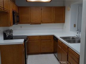 25712 Le Parc 31, Lake Forest CA 92630