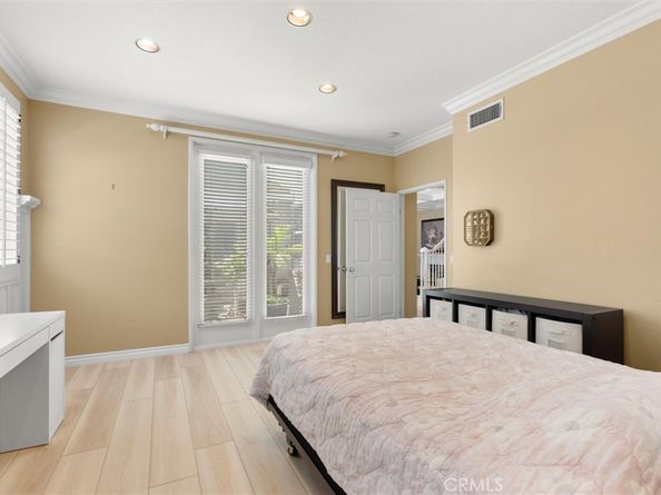 47 Robinson Drive, Irvine CA 92602