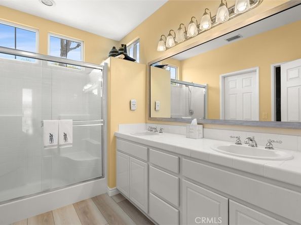 47 Robinson Drive, Irvine CA 92602