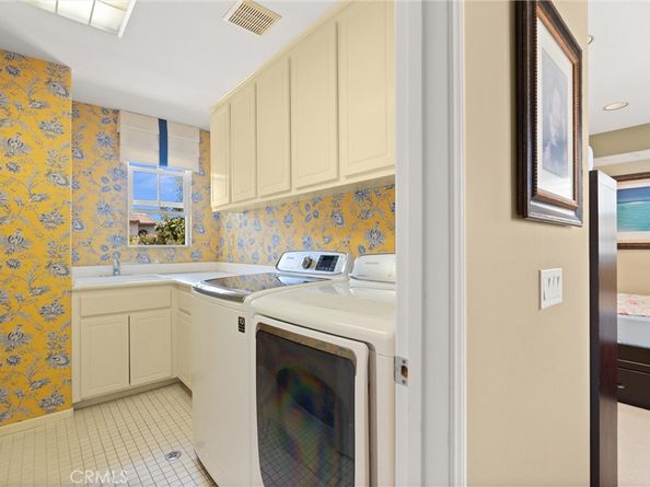 47 Robinson Drive, Irvine CA 92602
