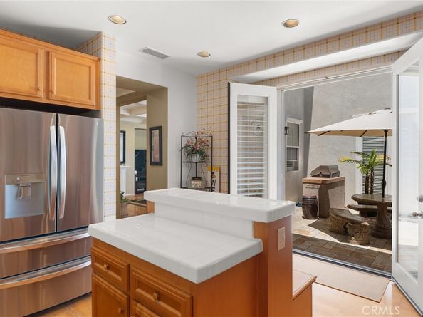 47 Robinson Drive, Irvine CA 92602