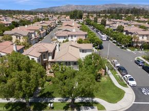 47 Robinson Drive, Irvine CA 92602