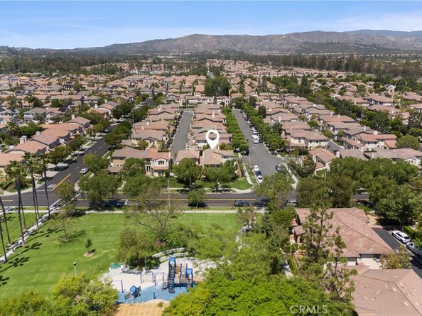 47 Robinson Drive, Irvine CA 92602