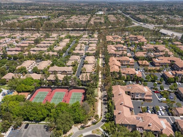 47 Robinson Drive, Irvine CA 92602