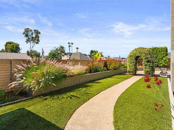 5291 Strasbourg Avenue, Irvine CA 92604