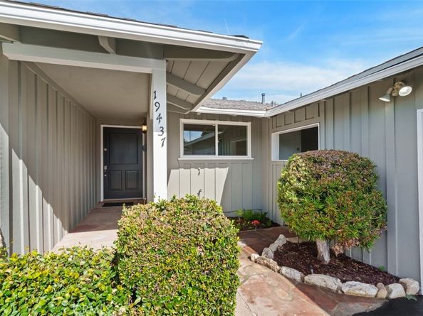 19437 Bryant Street, Northridge CA 91324