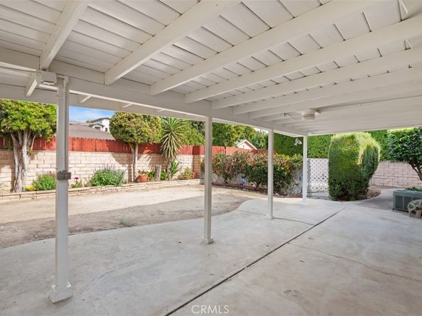 19437 Bryant Street, Northridge CA 91324