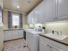 4 Andromeda Isle, Ladera Ranch CA 92694