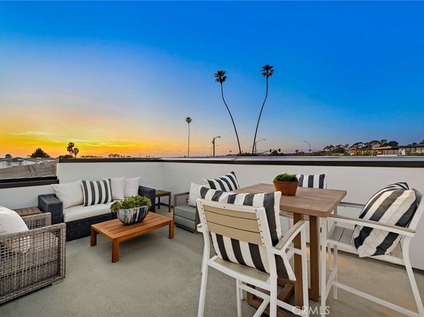 4709 Hampden Road, Corona Del Mar CA 92625