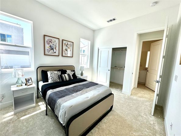 107 Sawbuck, Irvine CA 92618