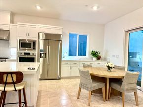 107 Sawbuck, Irvine CA 92618