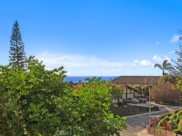 102 Via Zapata, San Clemente CA 92672