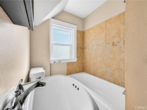 2256 W 28th Street, Los Angeles CA 90018