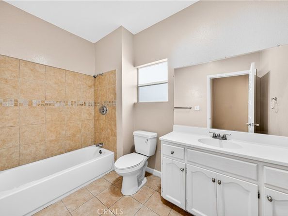 2256 W 28th Street, Los Angeles CA 90018