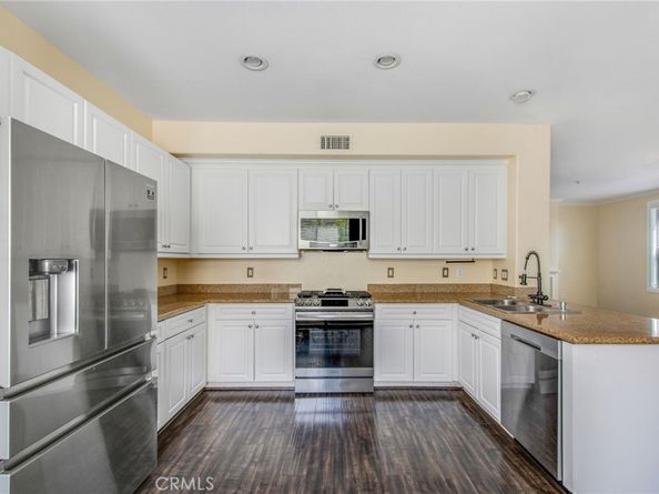 3270 Watermarke Place, Irvine CA 92612