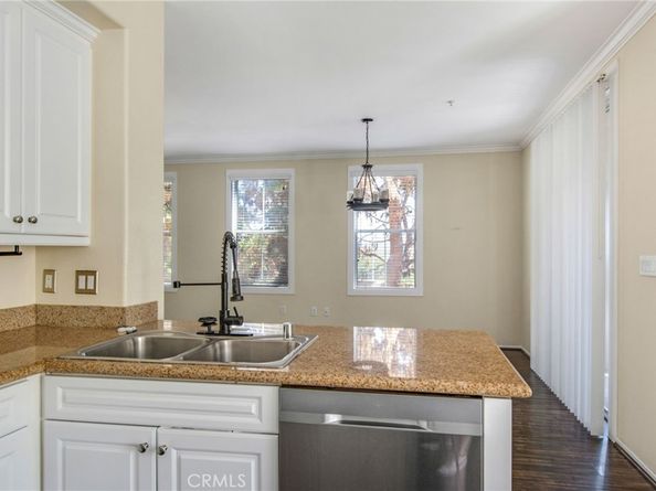 3270 Watermarke Place, Irvine CA 92612
