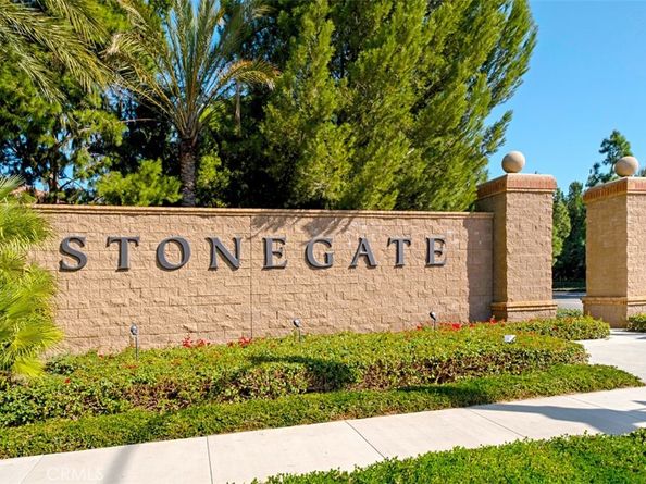 113 Saybrook, Irvine CA 92620